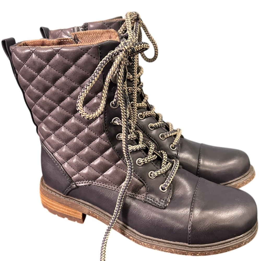 b.o.c. Combat Boots Womens 7M Navy Blue Quilted Cap Toe Lace Up Utility Moto Lug